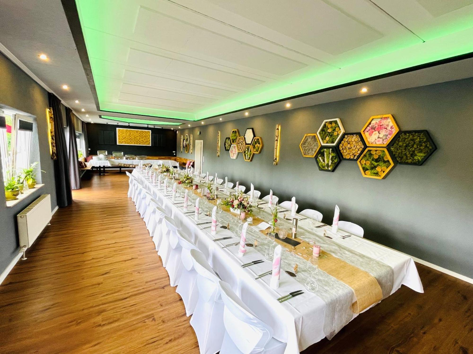 Berghotel Kristall อิดาร์-โอเบอร์ชไตน์ ภายนอก รูปภาพ