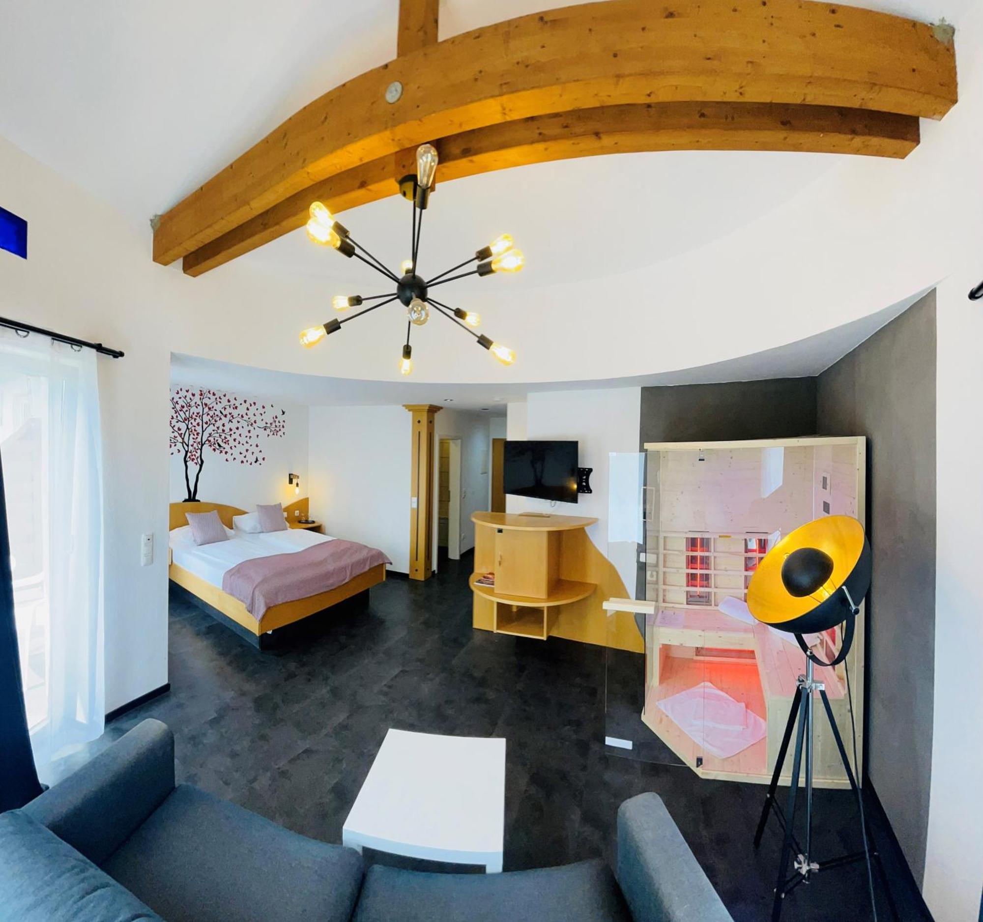 Berghotel Kristall อิดาร์-โอเบอร์ชไตน์ ภายนอก รูปภาพ